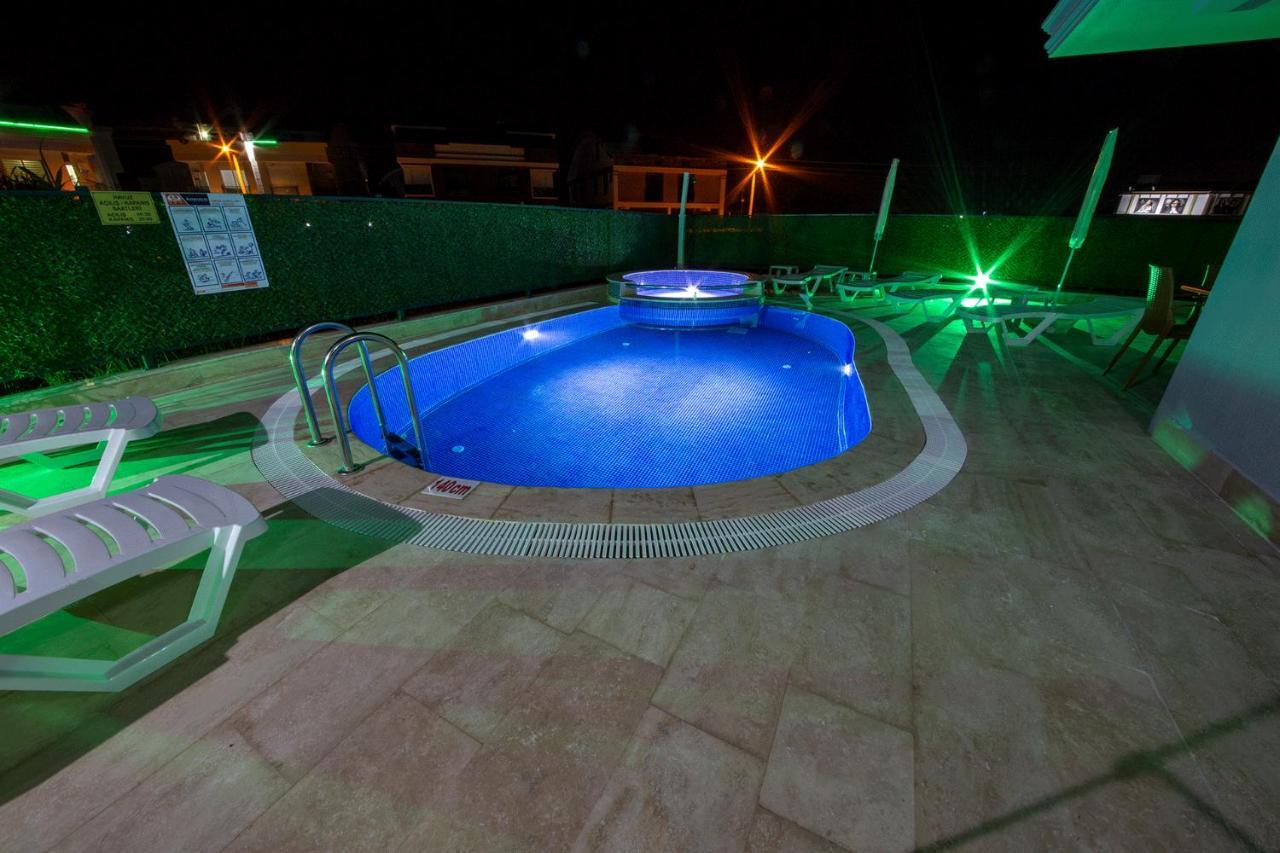 Huma Elite Hotel Antalya Buitenkant foto